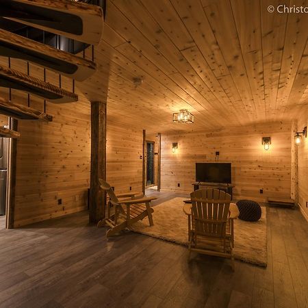 Chalet Tao Par Les Chalets Spa Canada La Malbaie Exterior photo