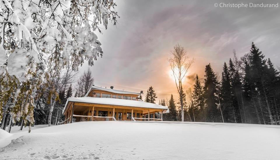 Chalet Tao Par Les Chalets Spa Canada La Malbaie Exterior photo